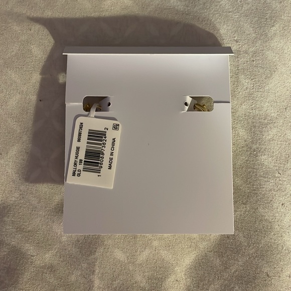 blush ivory mother of pearl kendra scott mallory rose gold huggie earrings - Picture 7 of 7